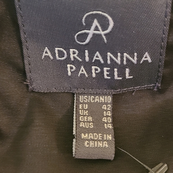 PROM DRESS - Picture 3 of 3